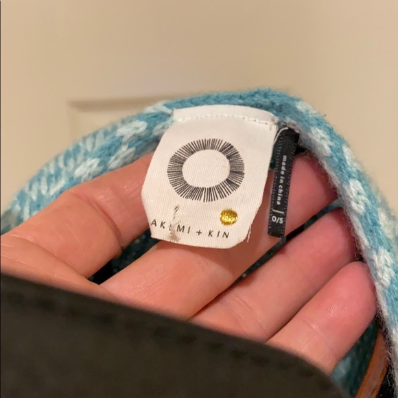 NWOT oversized Anthropologie sweater -one size - Picture 3 of 5